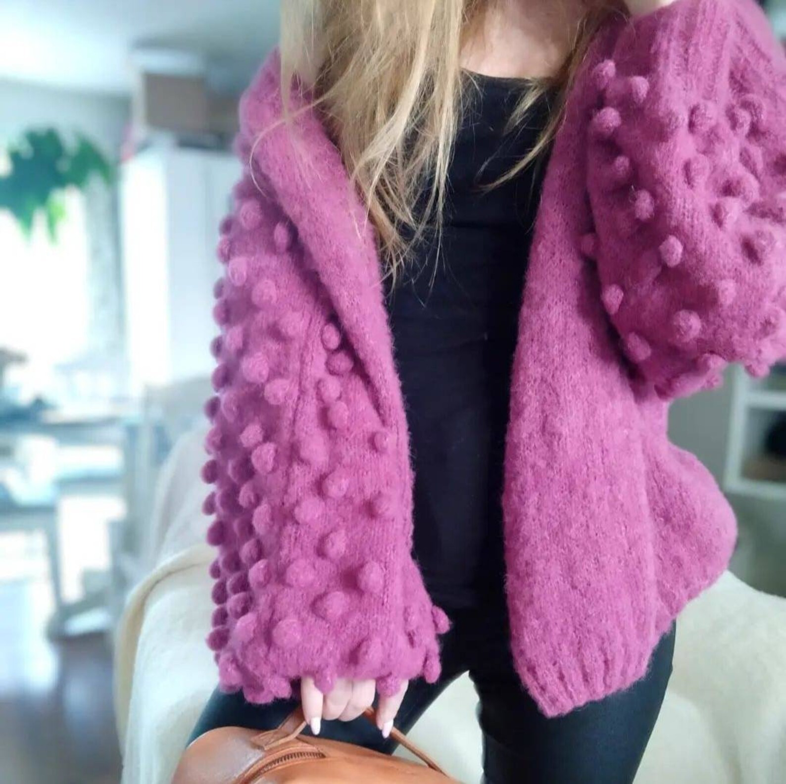 Hand-knitted alpaca and silk cardigan, puff sleeves, loose fit.